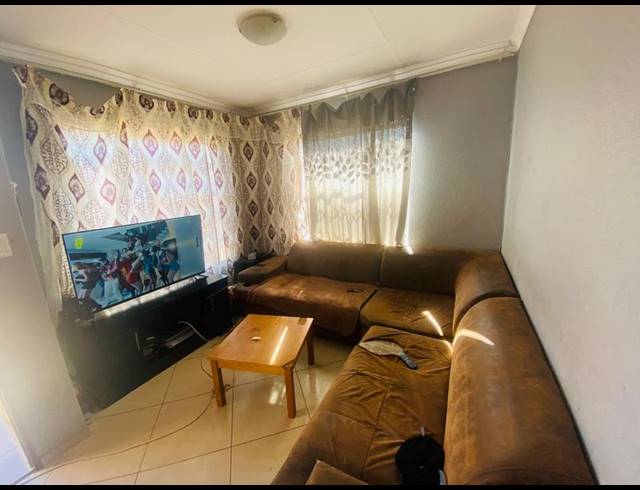 3 BEDROOM HOUSE FOR SALE IN KAALFONTEIN